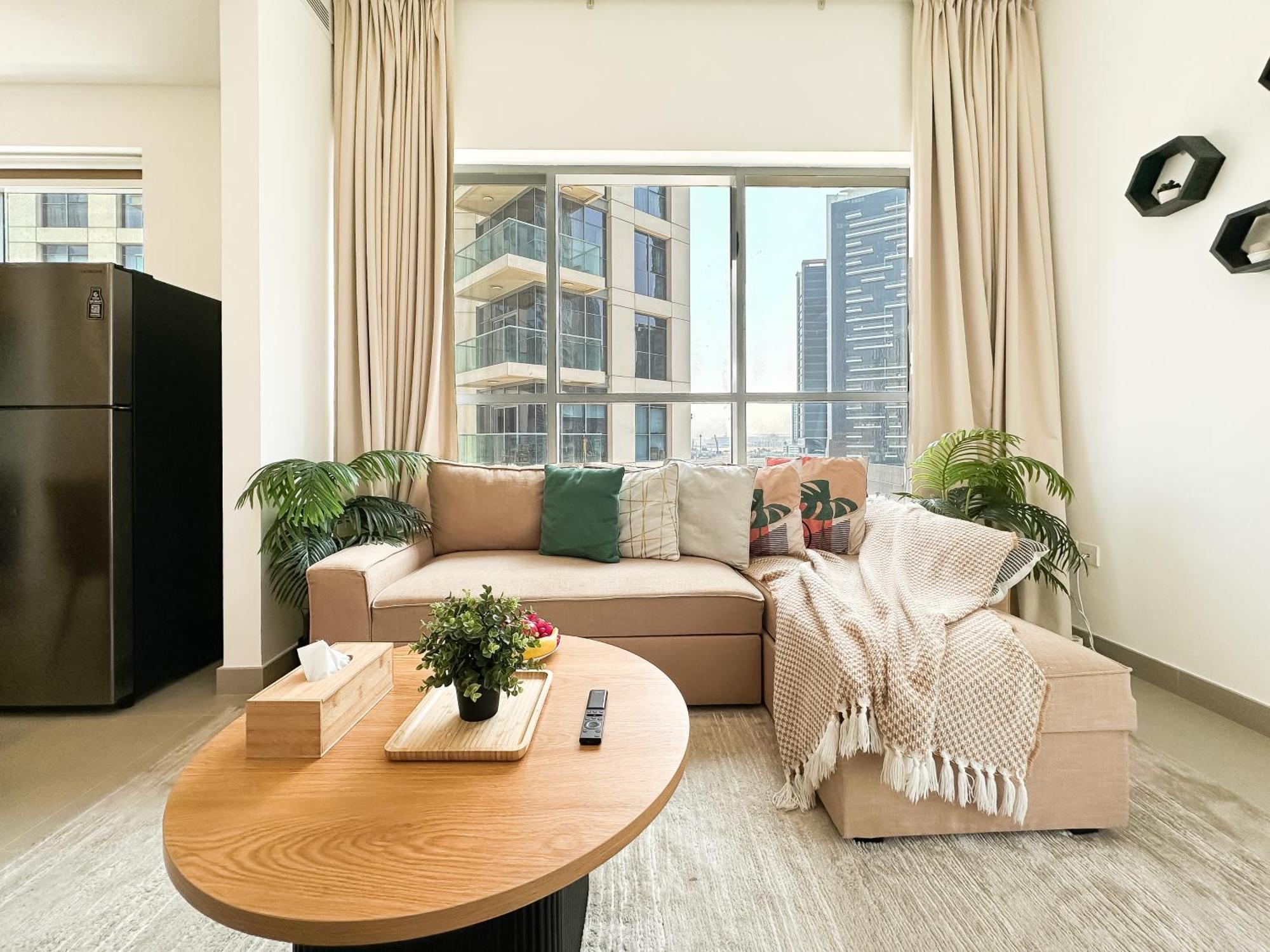 Trophy - Downtown Skyline Sanctuary *