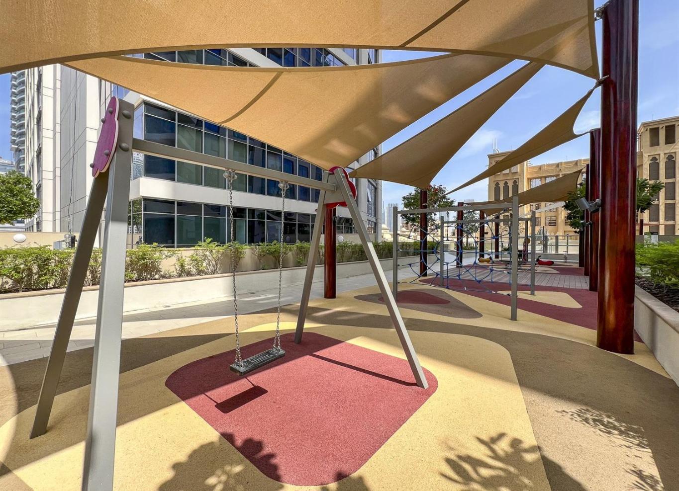 Trophy - Downtown Skyline Sanctuary