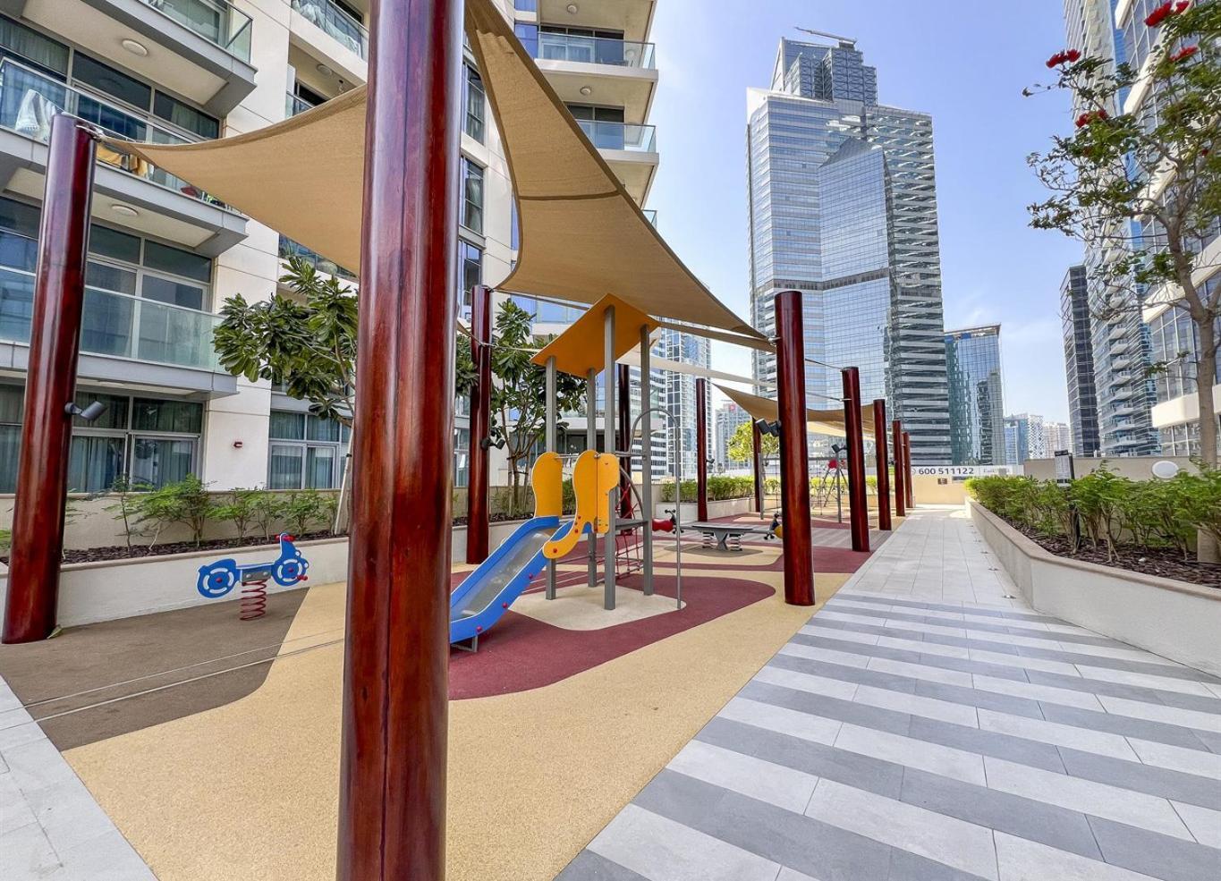 Trophy - Downtown Skyline Sanctuary Apartment *